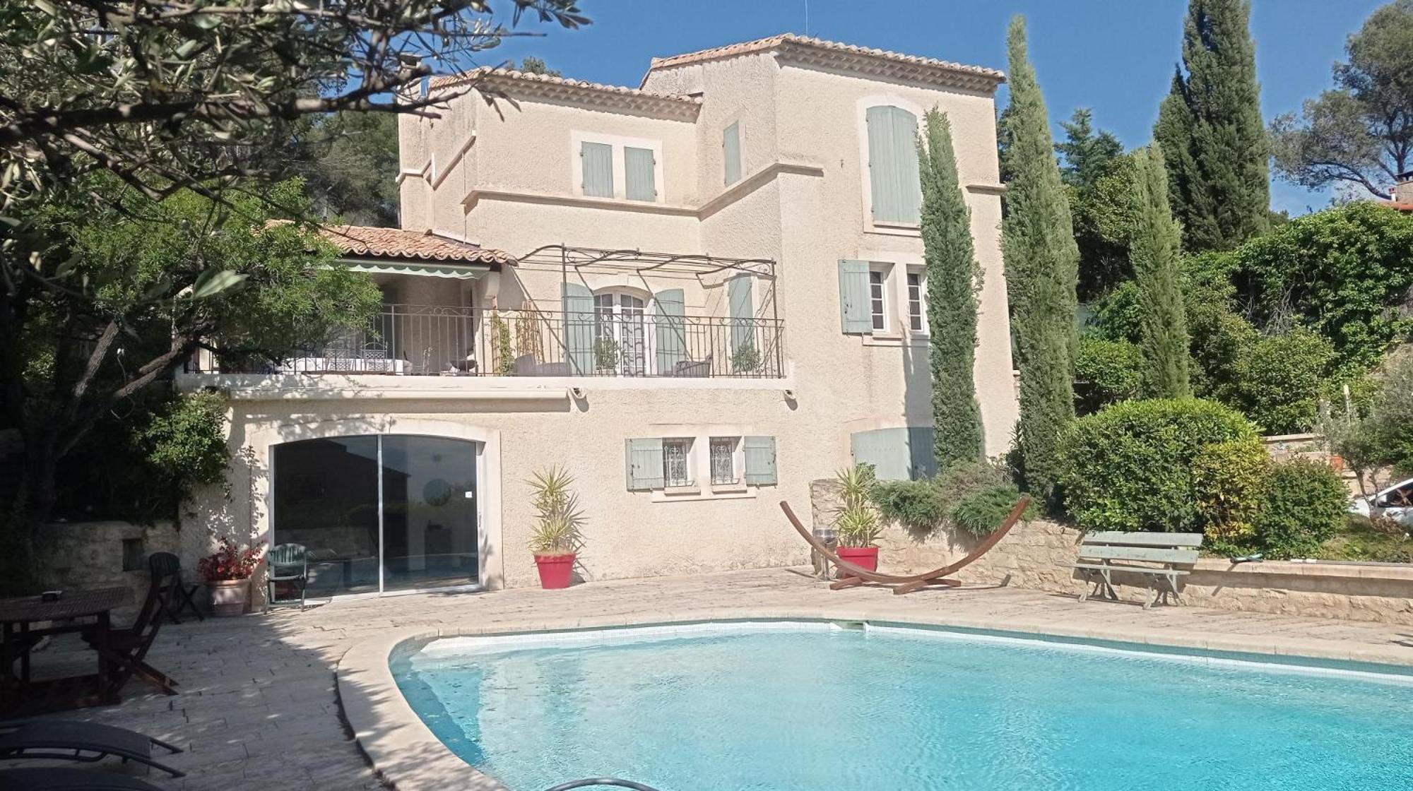 Location Gite En Provence Beaucaire  Exterior foto
